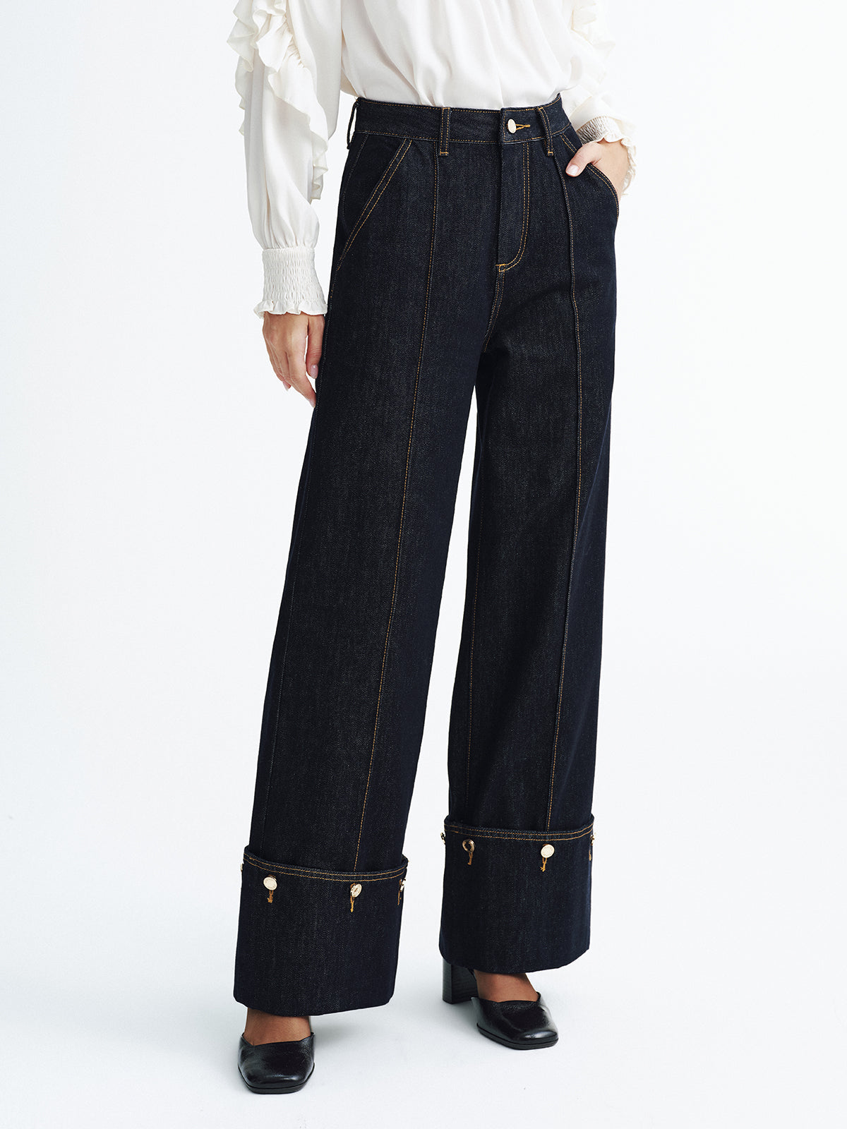 Mid-Waist Jeans mit Krempelung
