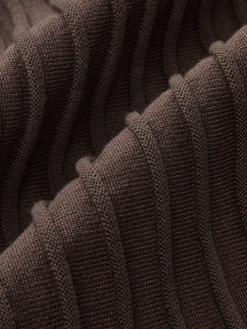 Textured Rib-Knit Mermaid Midi Skirt