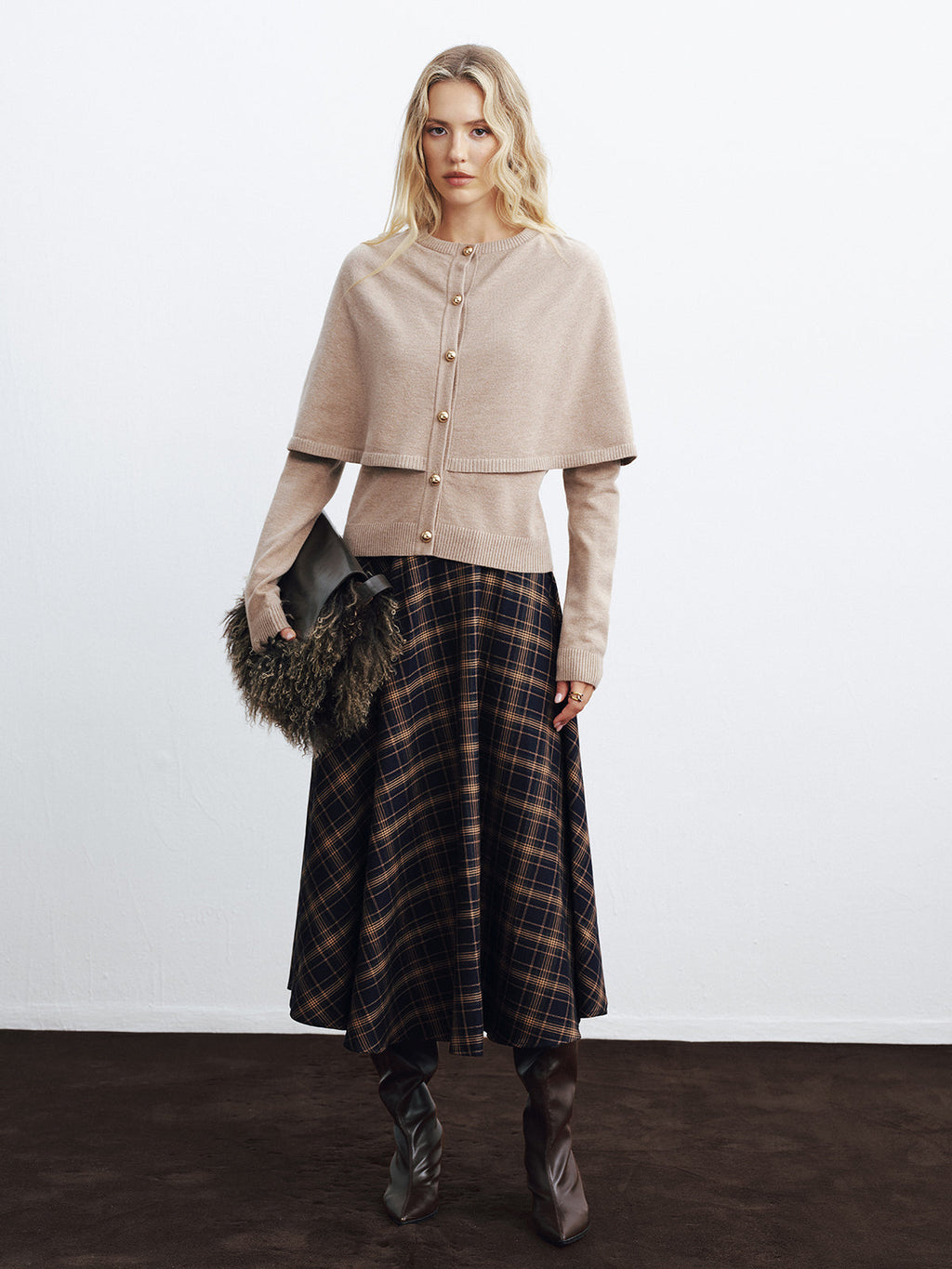 Cardigan superposé style cape