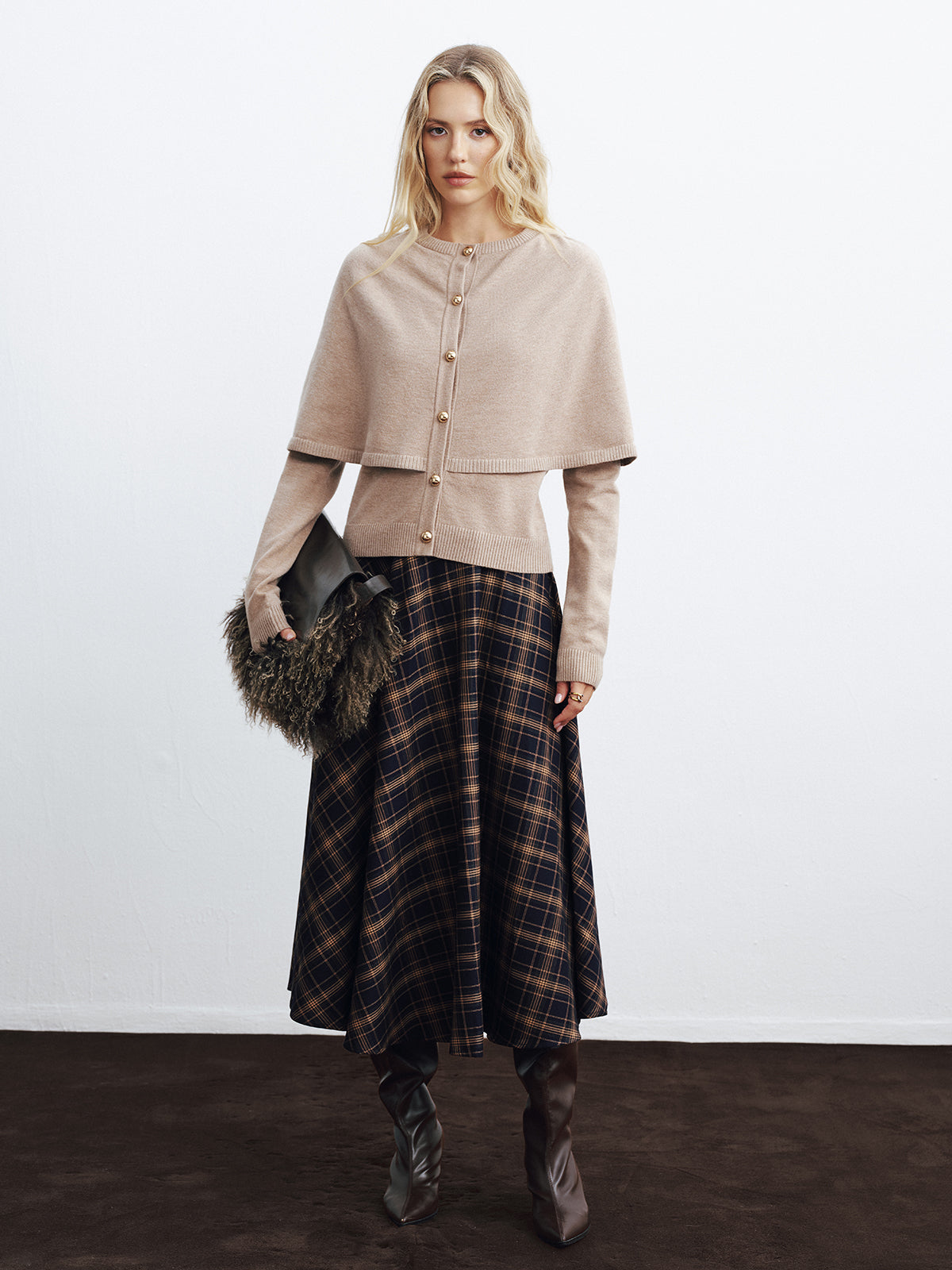 Cardigan superposé style cape