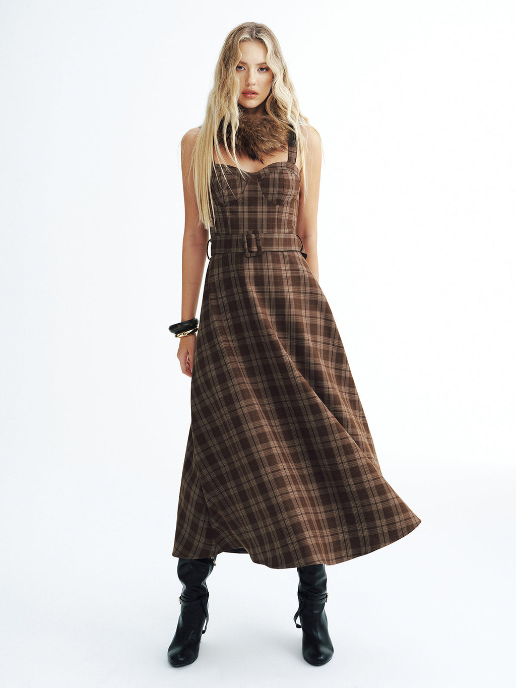 Robe longue sans manches écossaise ceinturée