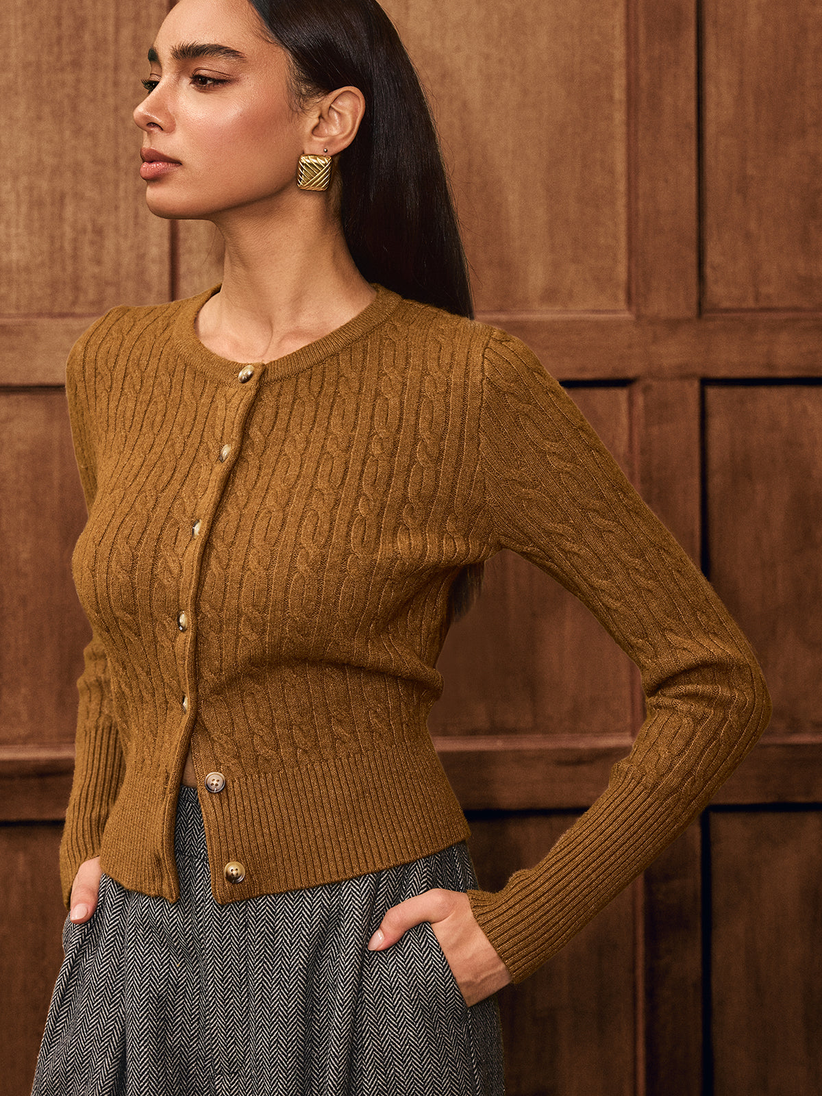 Zopfstrickjacke mit Knopfleiste