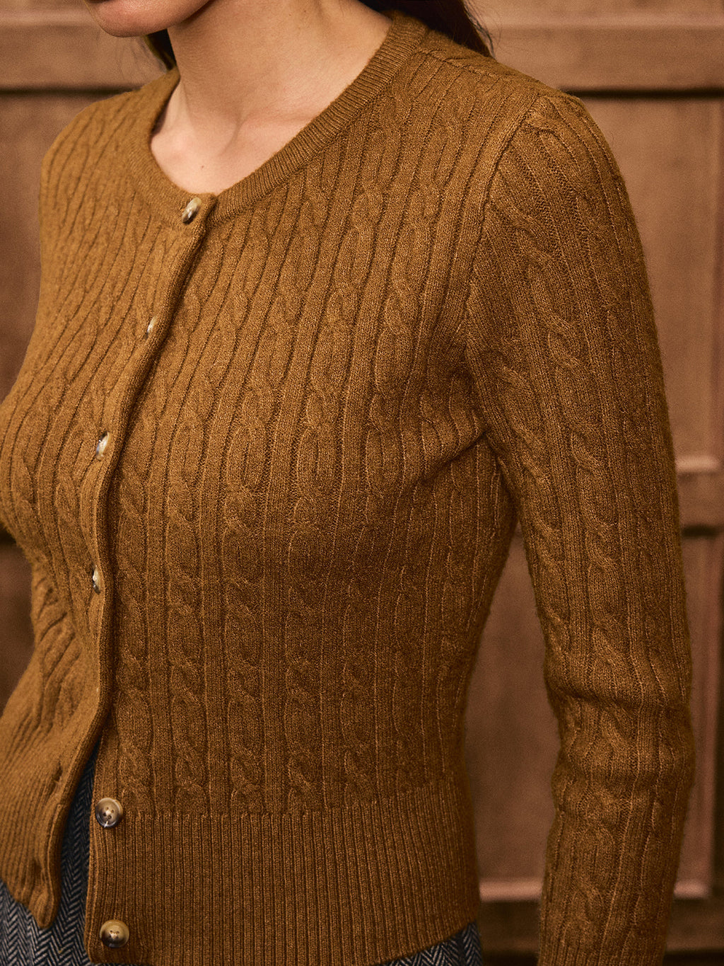 Zopfstrickjacke mit Knopfleiste