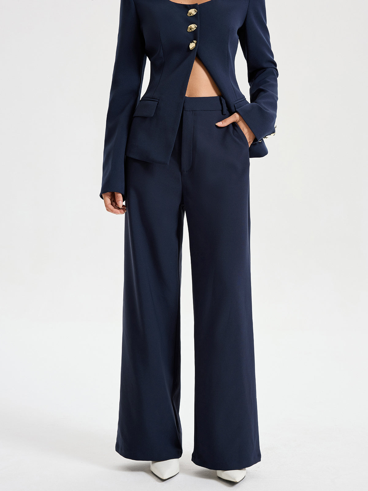 Hochtaillierte Hose mit geradem Bein