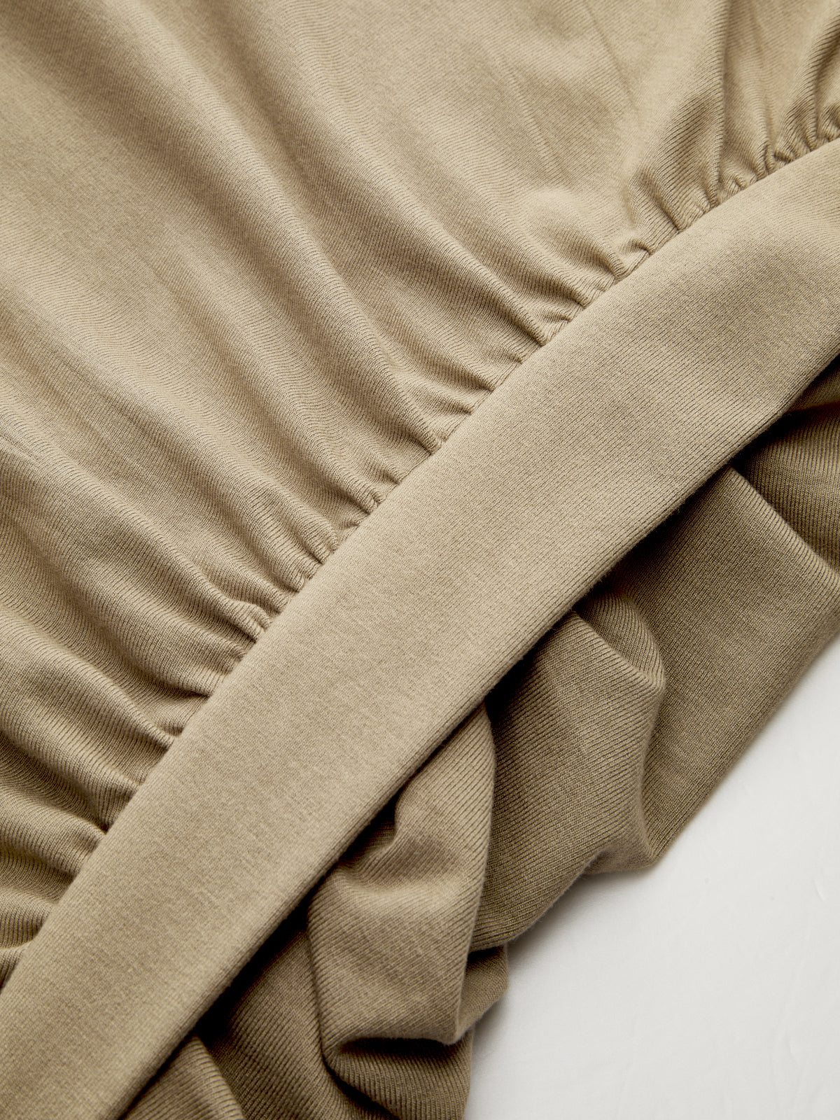 Geraffter asymmetrischer Midirock 