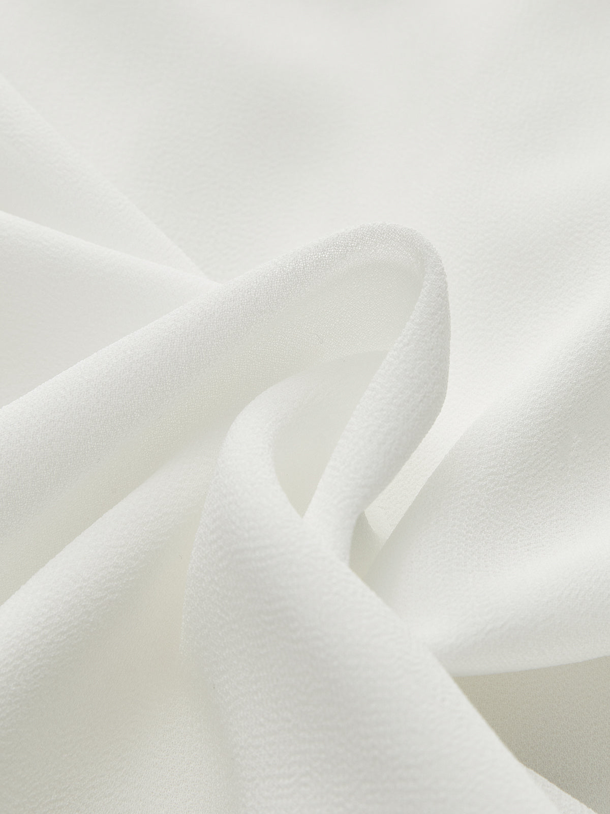 Ensemble chemise à volants et jupe midi avec ceinture 