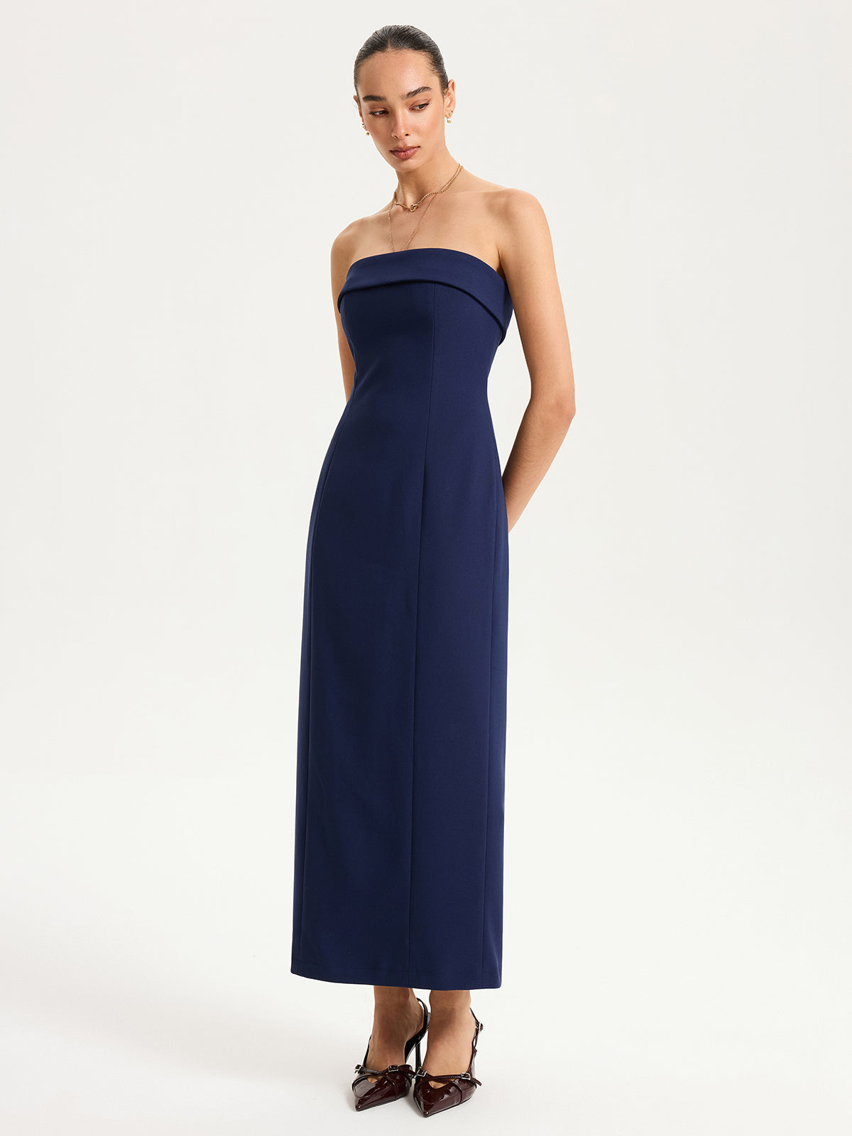Robe longue bustier avec bretelles transparentes amovibles