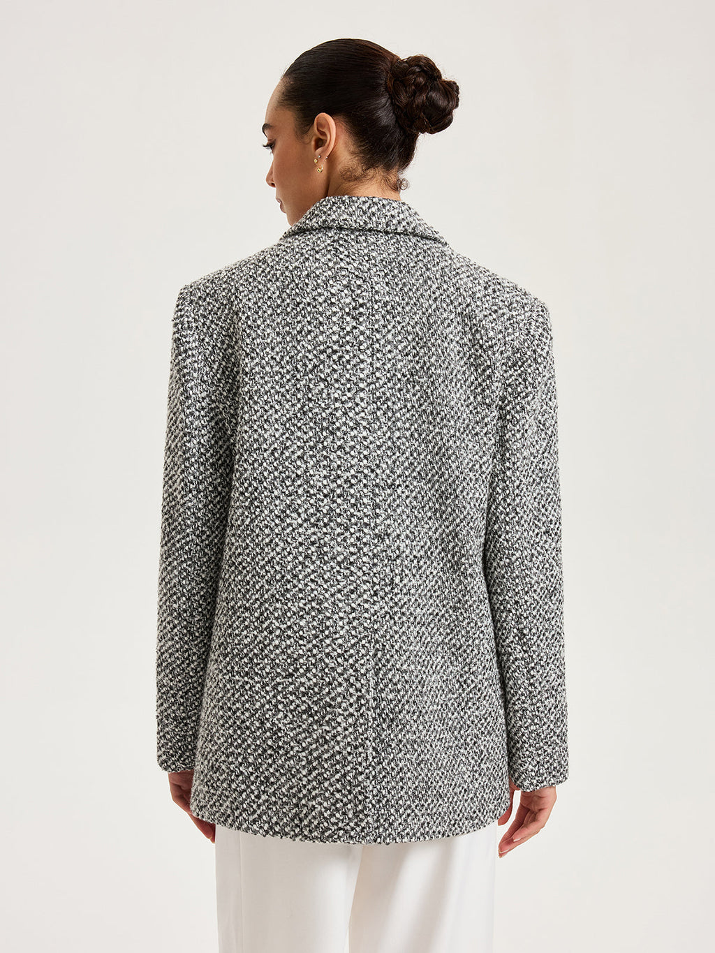 Zweireihiger Blazer aus Woll-Tweed-Mischung