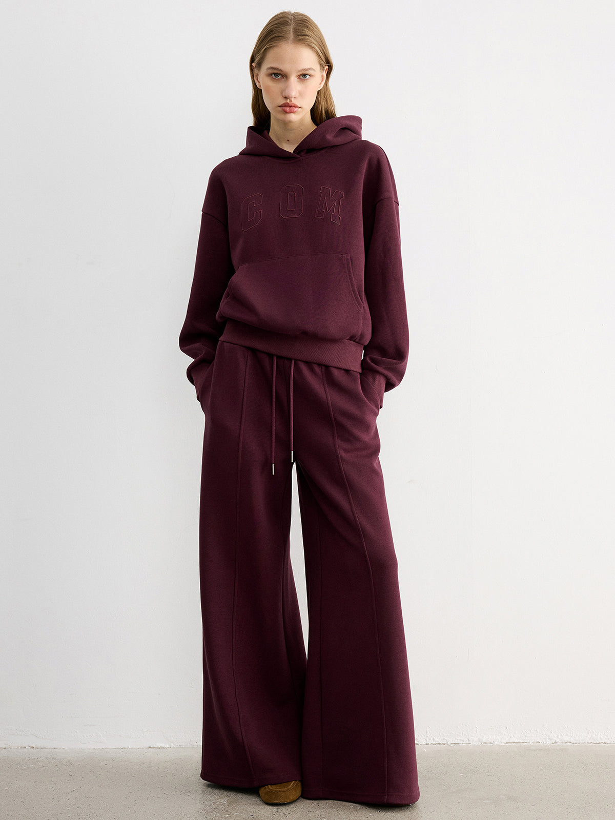 Strickhose mit weitem Bein und Kordelzug