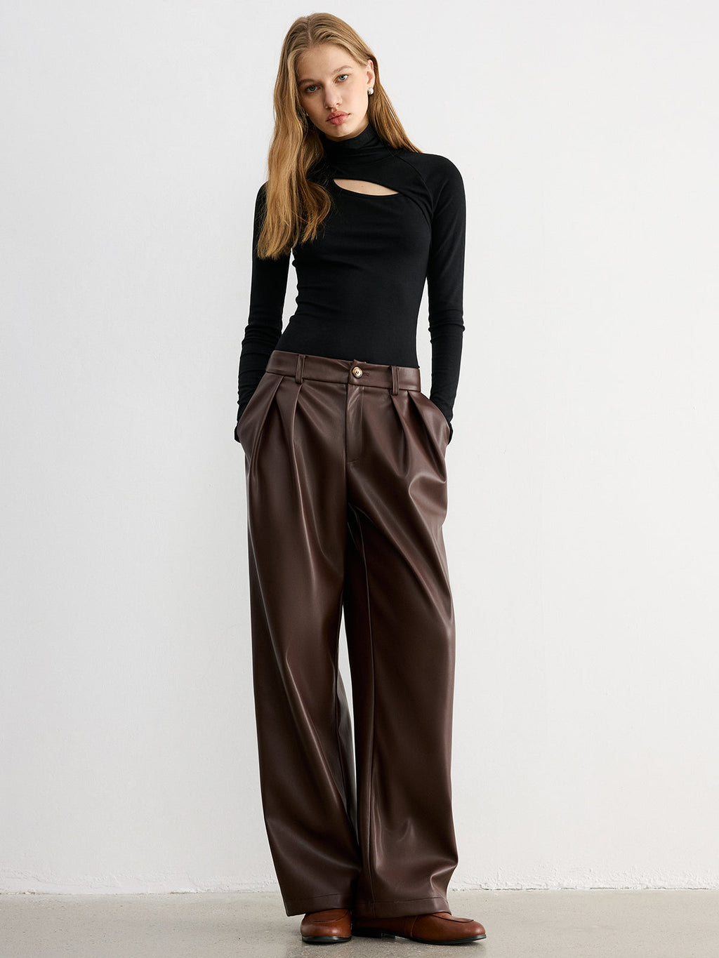 Pantalon large taille mi-haute en similicuir