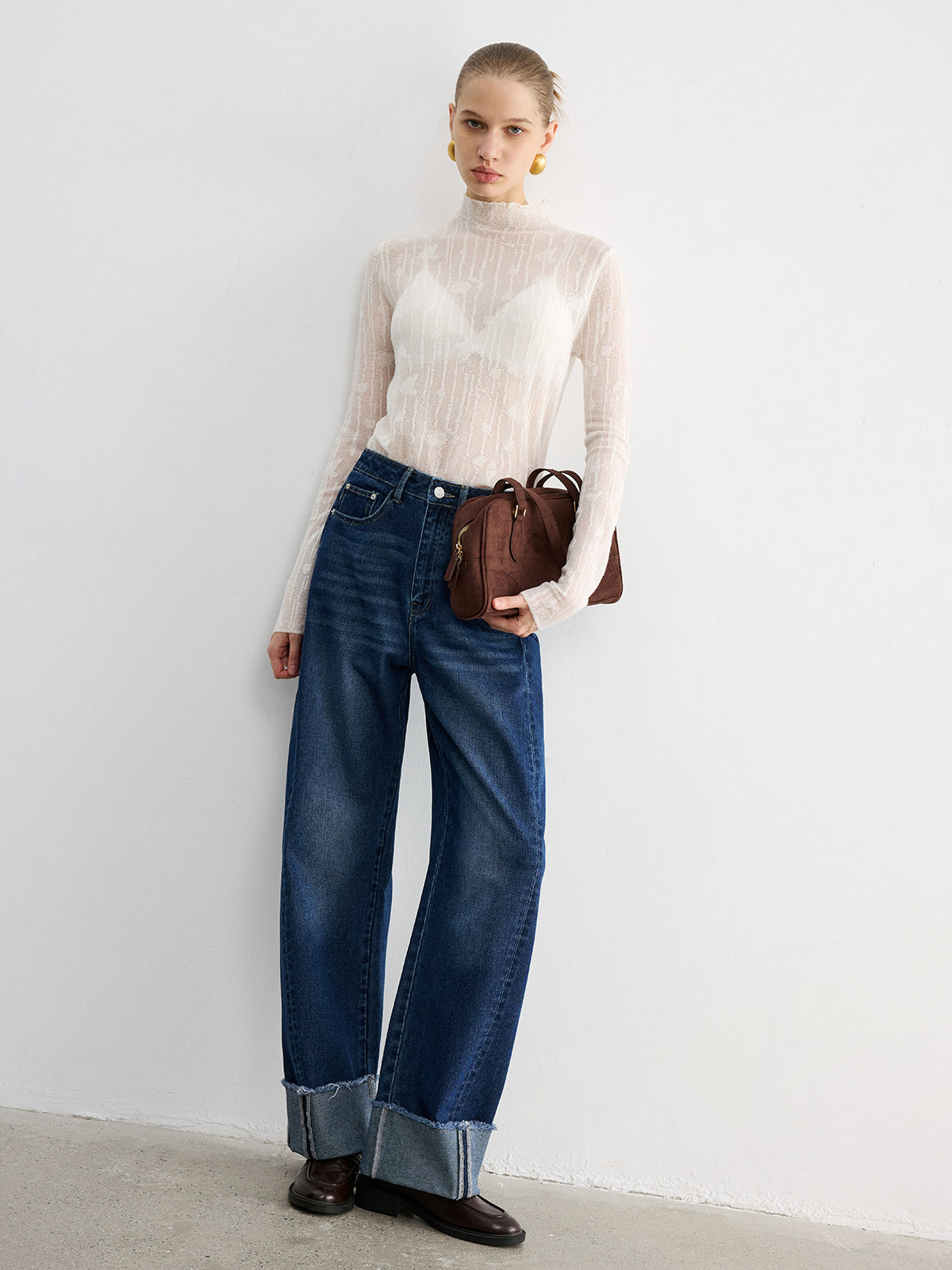 Jean large en denim à revers effilochés