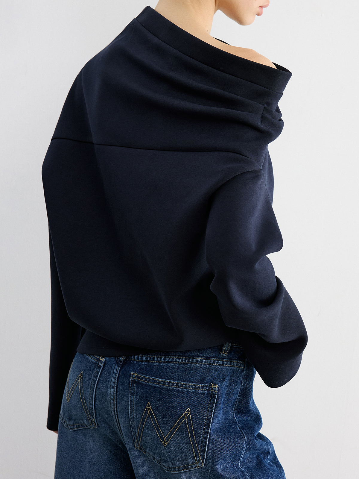 Schulterfreies Sweatshirt aus Baumwollmischung