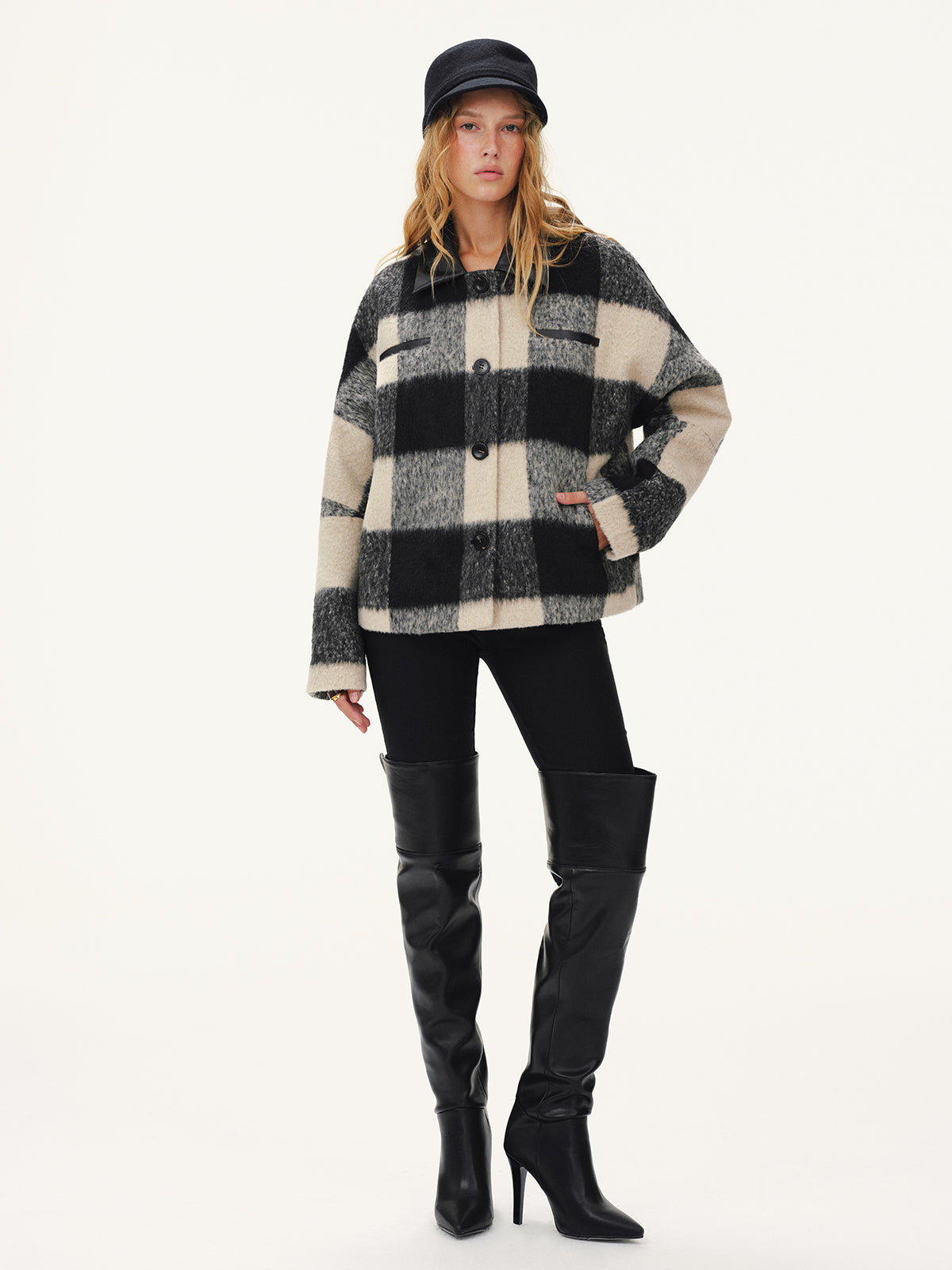 Manteau en faux cachemire à carreaux avec col en similicuir