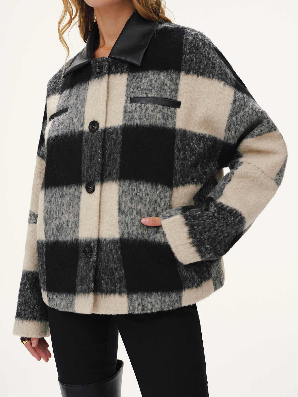 Manteau en faux cachemire à carreaux avec col en similicuir