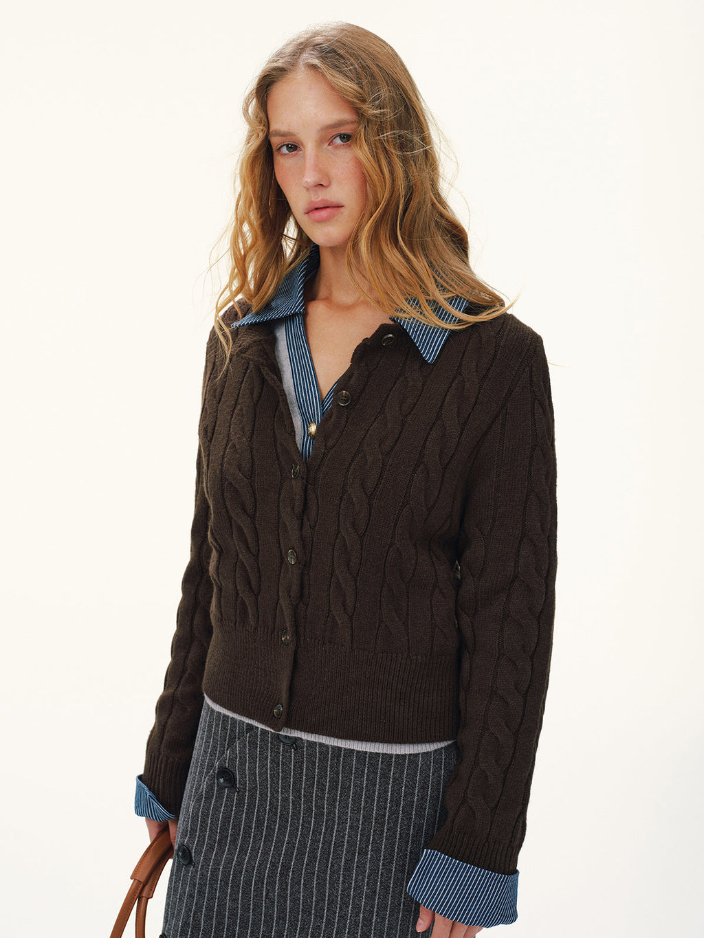 Zopfstrickjacke mit Knopfleiste