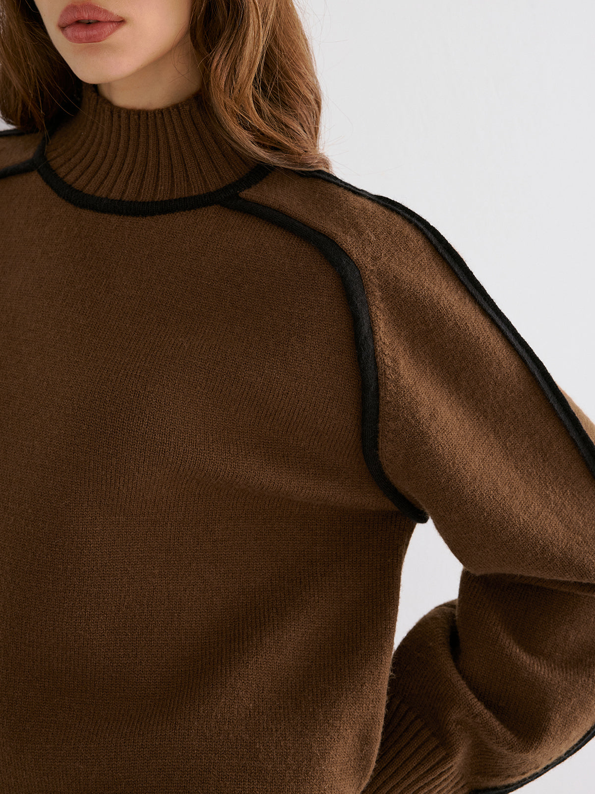 Pullover mit Kontrastbündchen und Stehkragen
