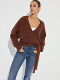 Haut en tricot croisé à col en V en mélange de laine