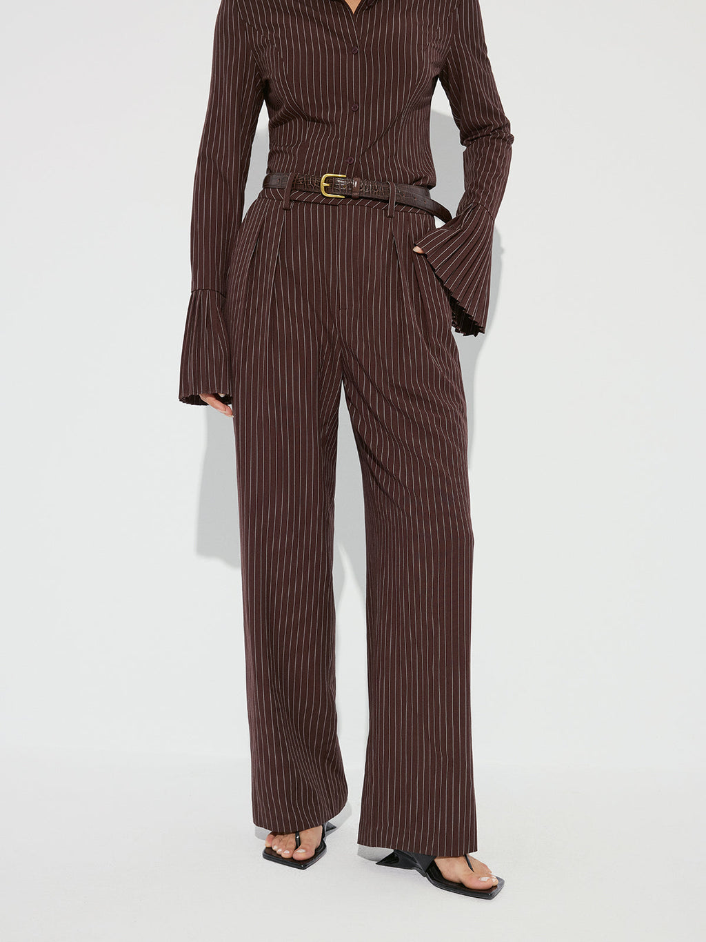 Pantalon plissé rayé à jambe large sans ceinture