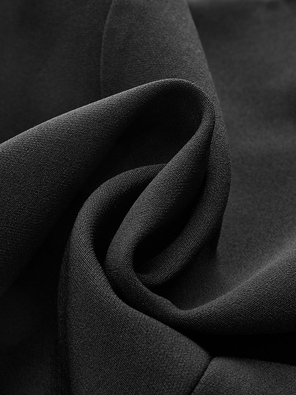 Metall-Detail Asymmetrischer Skort