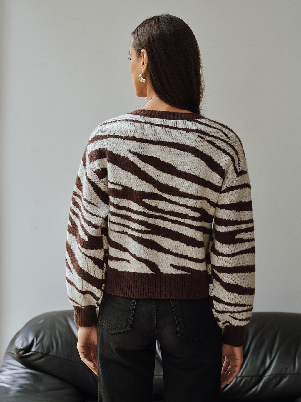 Pull col en V imprimé zèbre