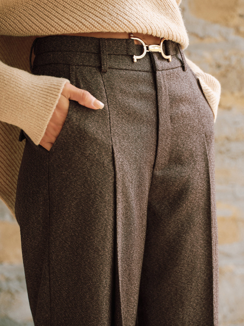 High-Waist Plissée Hose mit weitem Bein