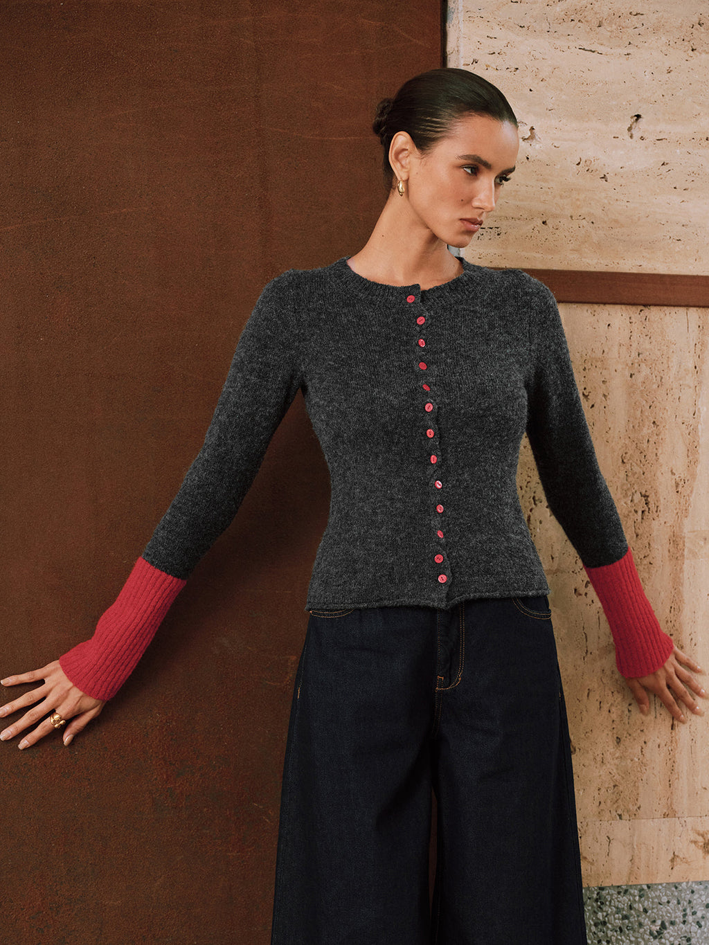 Gilet en maille mélangée à revers contrastants
