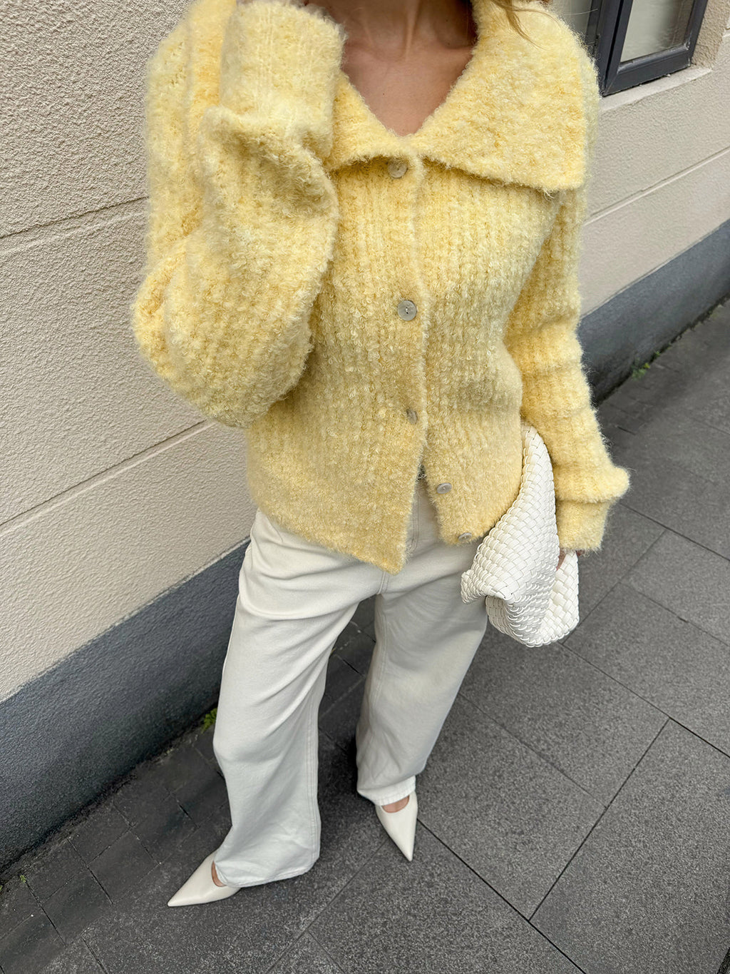 Strickjacke mit Kragen aus Wollmischung