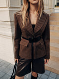 Gestreifte Tweed-Blazer mit Gürtel