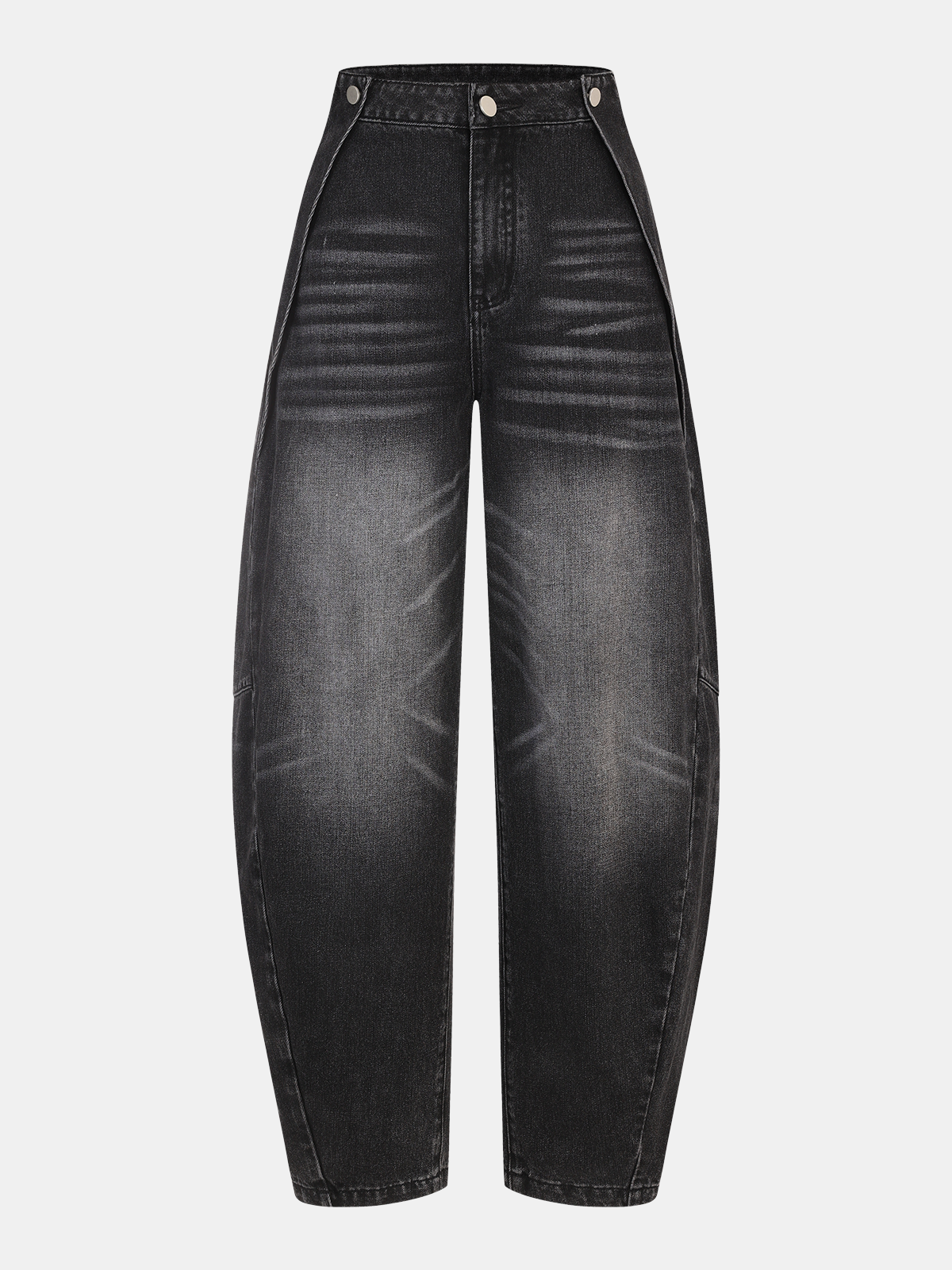 Jeans mit gekrümmtem Bein aus Washed Denim