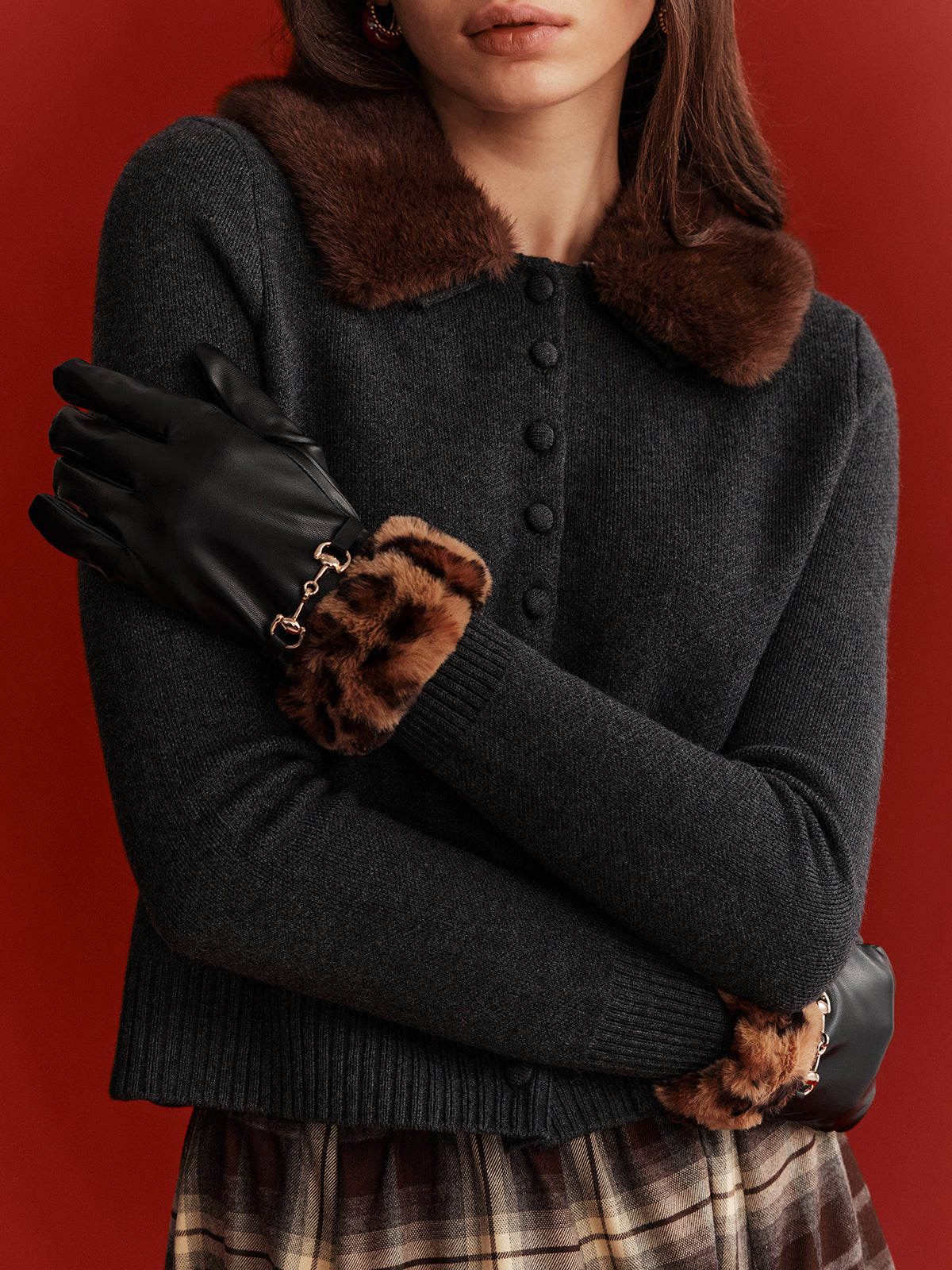 Handschuhe aus Kunstleder mit Leoparden-Kunstfellmanschette