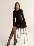 Mini-robe plissée étagée à manches longues