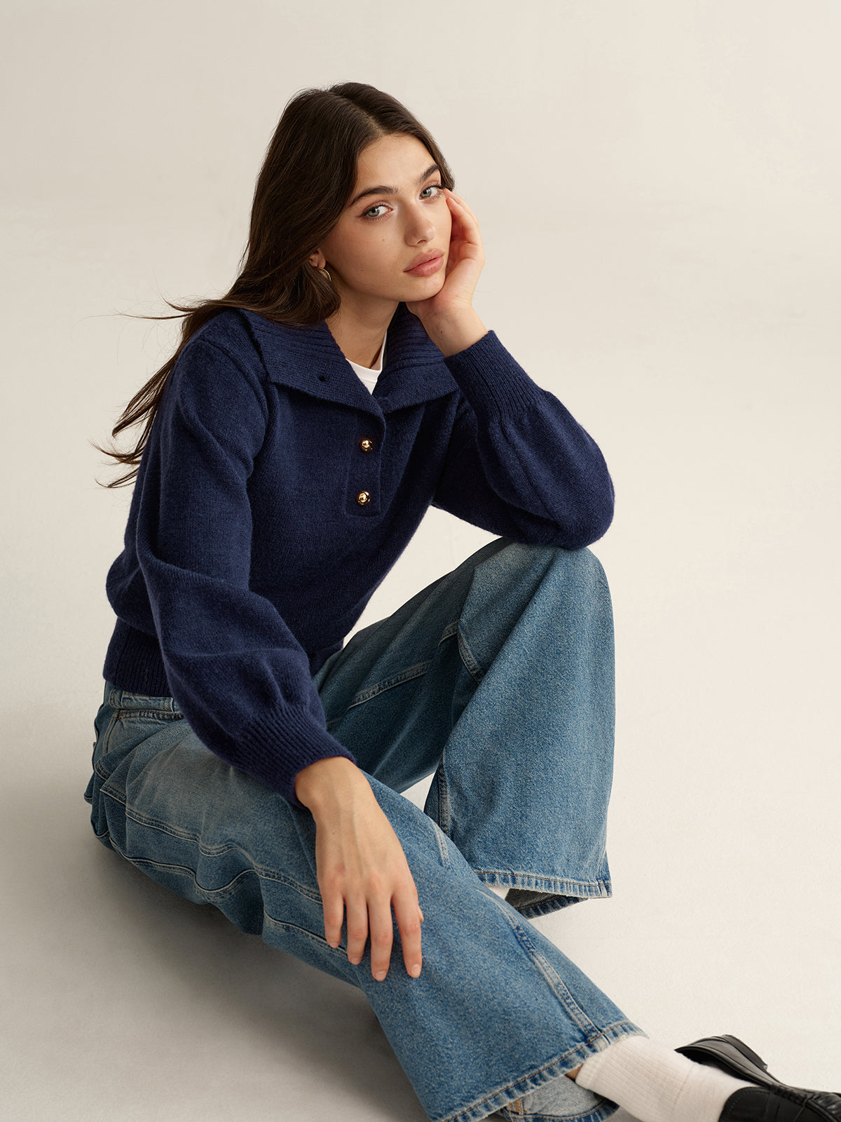 Polo-Pullover mit Metallknöpfen