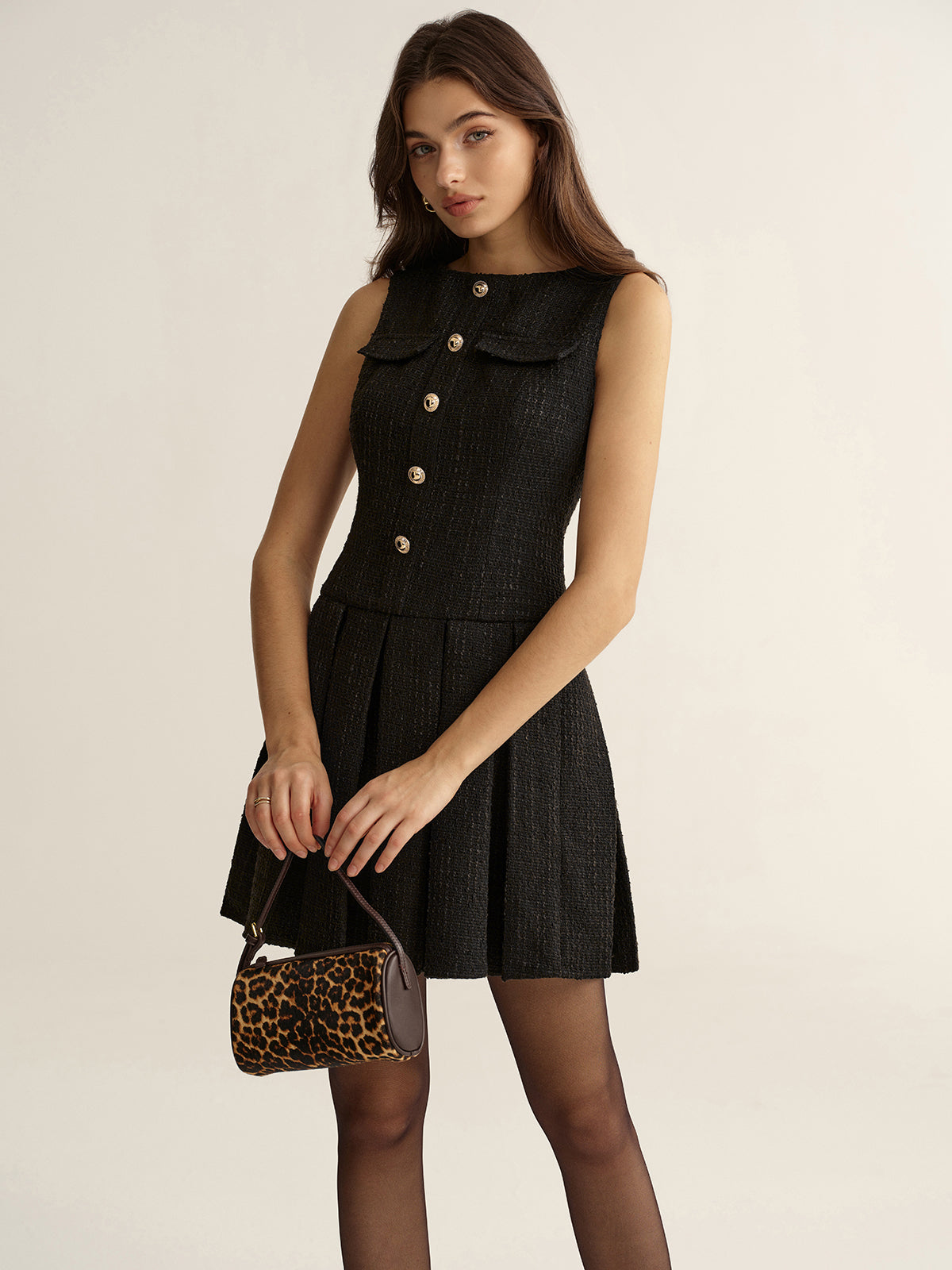 Tweed-Mini-Faltenkleid mit Metalldetail