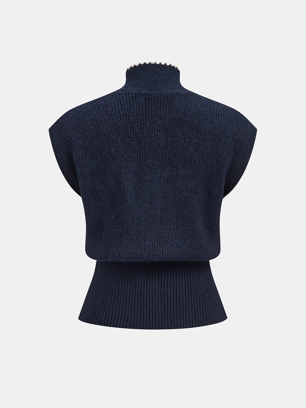 Gilet en maille contrastante à nouer au col
