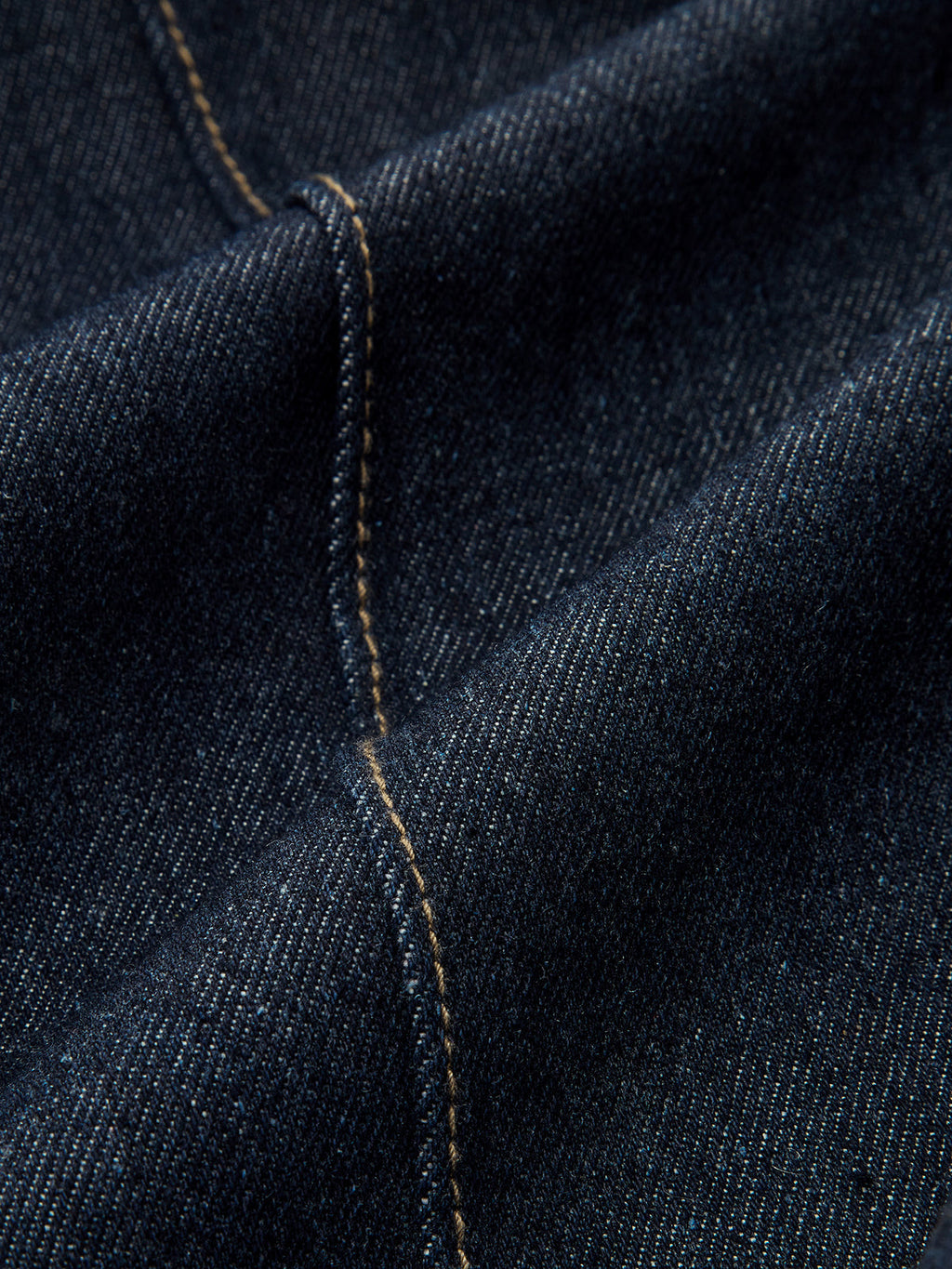 Jeans mit geradem Bein und kontrastierendem Bund