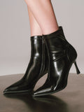 Spitze Kitten-Heel-Stiefeletten