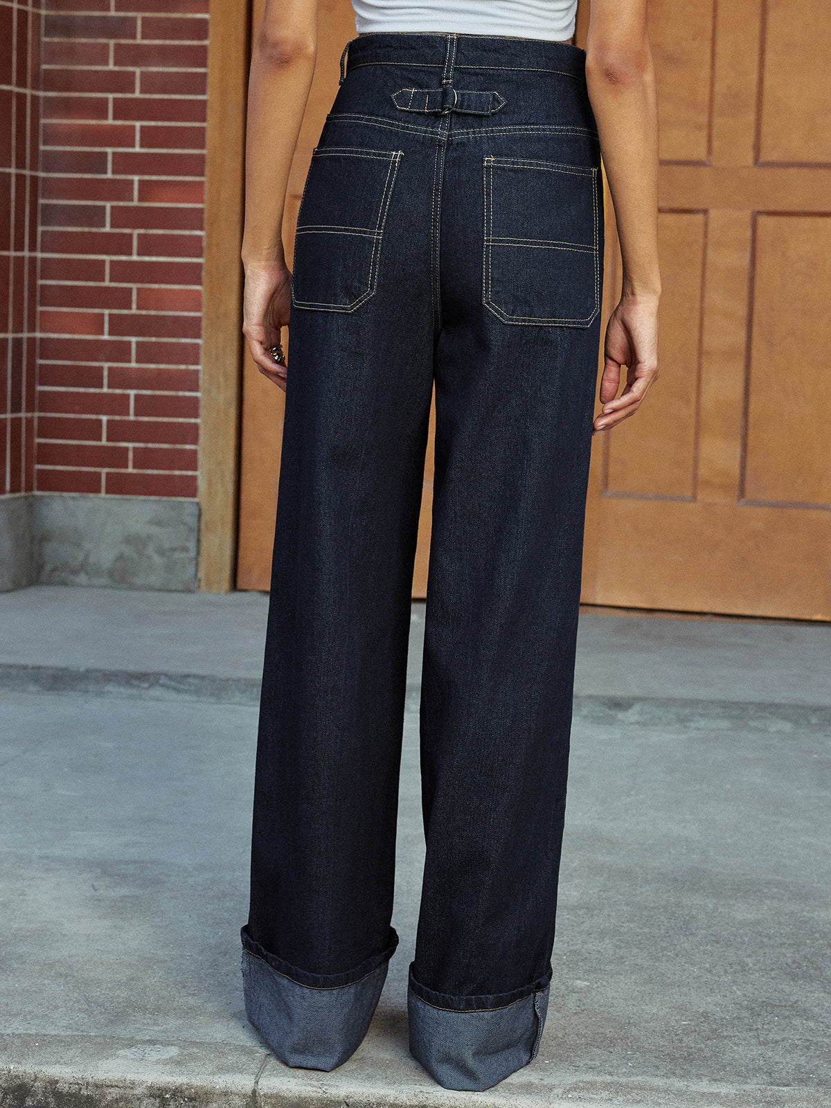 Jean ample taille haute à revers