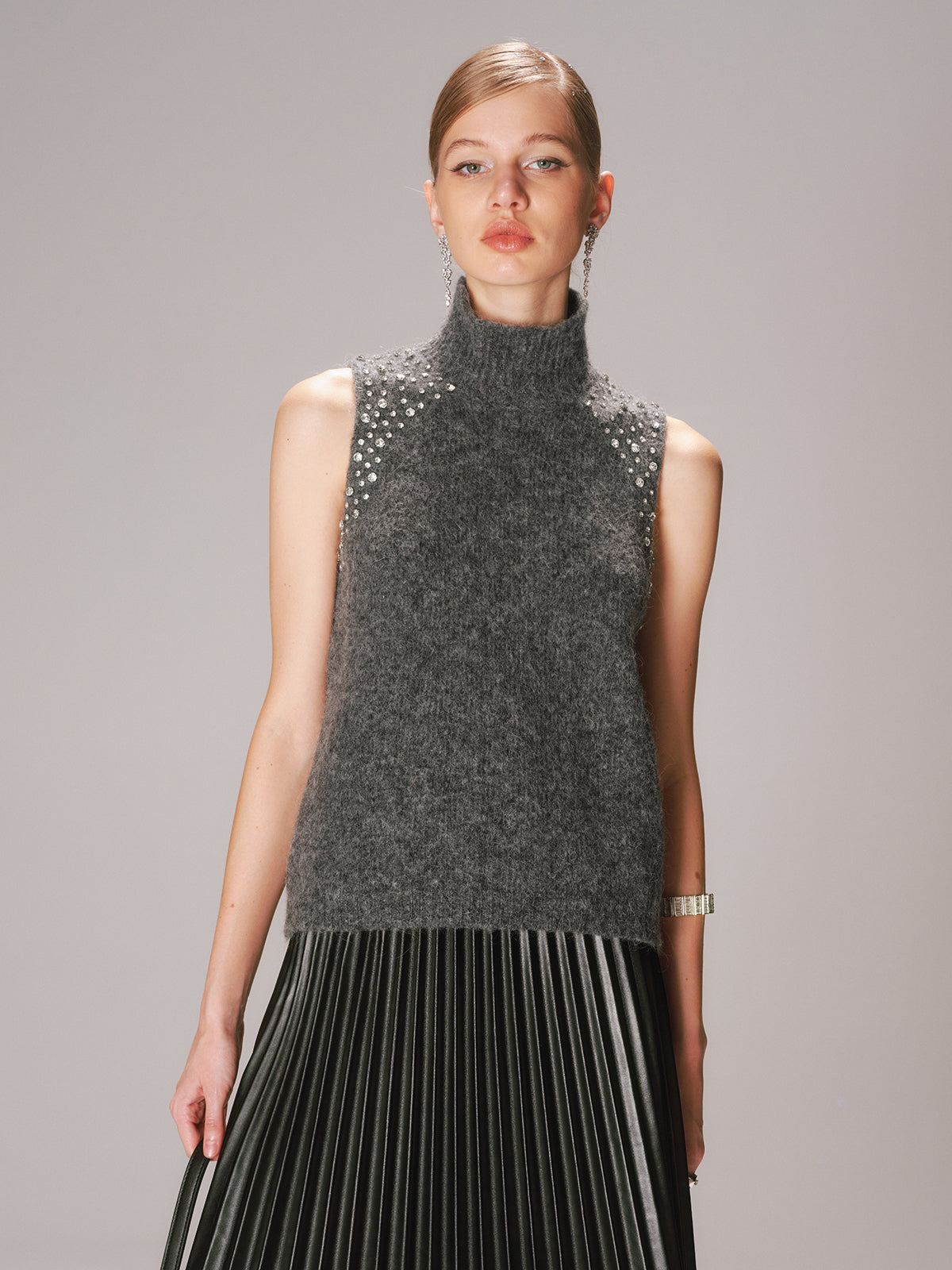 Gilet pull en mélange de laine orné de cristaux