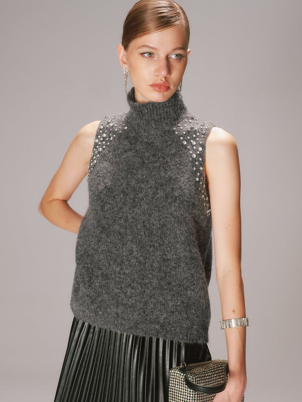 Gilet pull en mélange de laine orné de cristaux