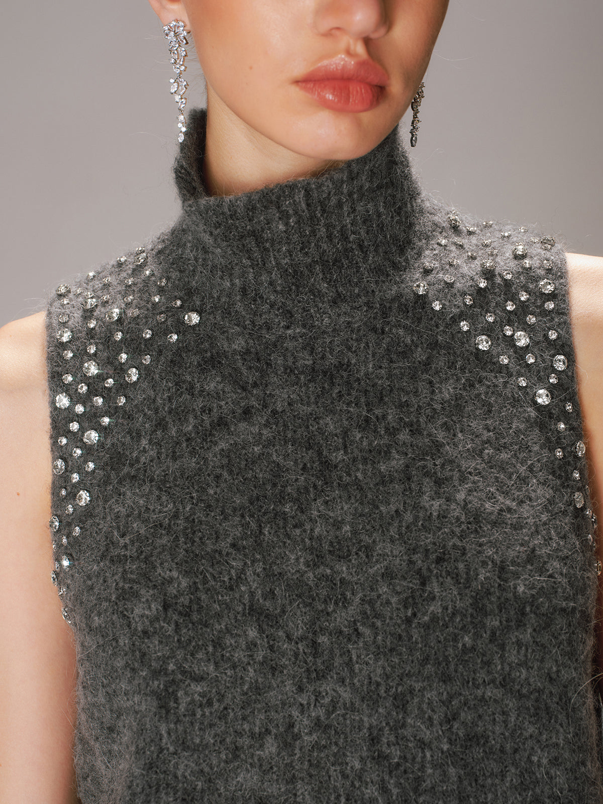 Gilet pull en mélange de laine orné de cristaux