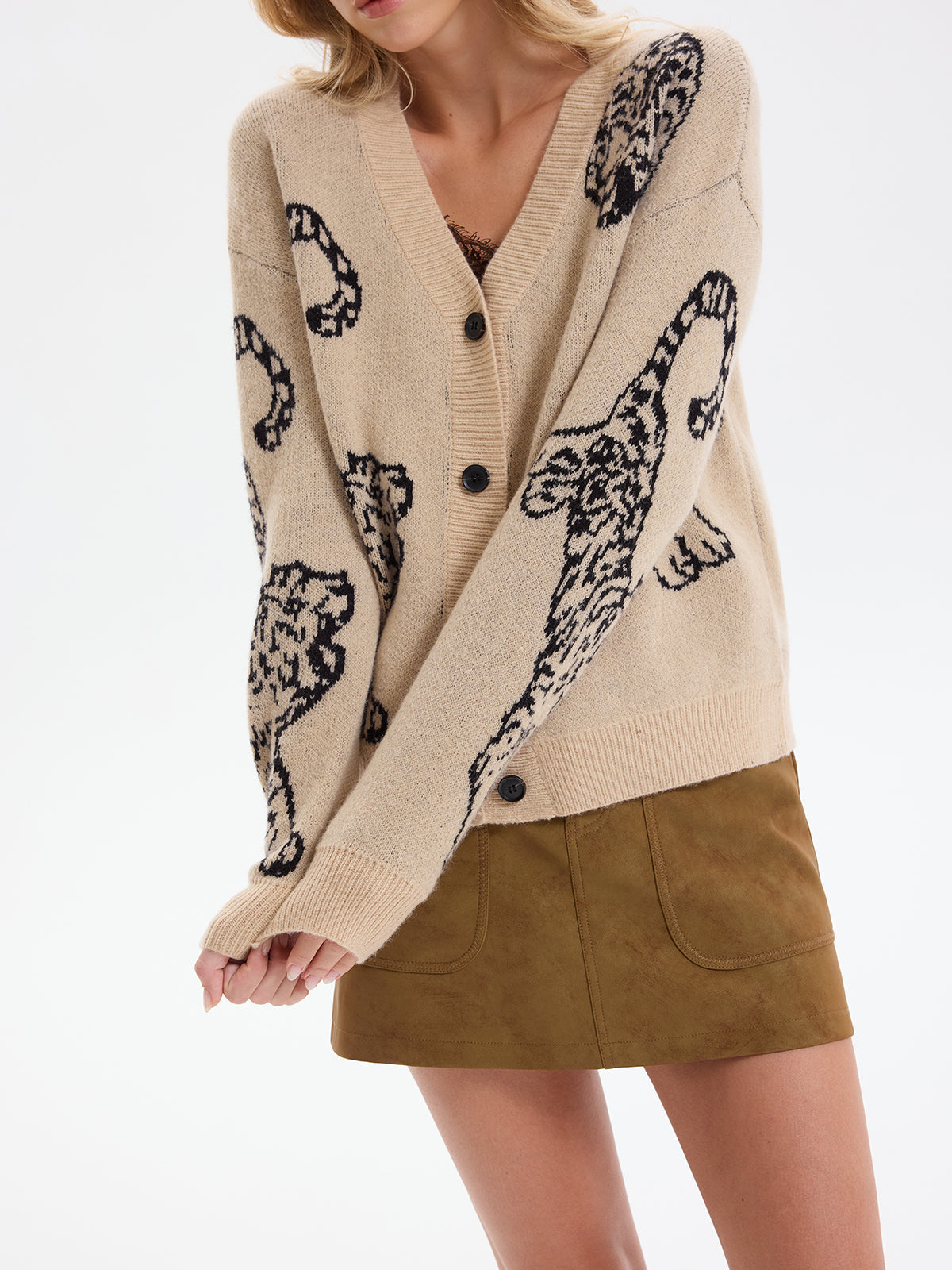 Strick-Cardigan mit Tiger-Jacquardmuster und V-Ausschnitt