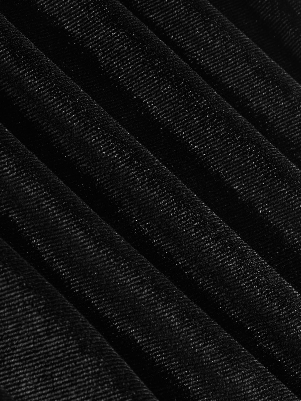 Ein-Schulter-Kleid aus gerafftem Samt