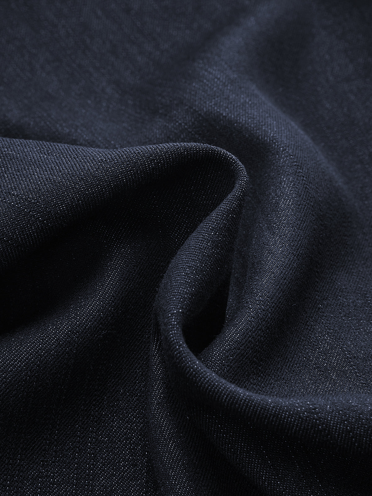Asymmetrische weite Hose mit Schnallendetail