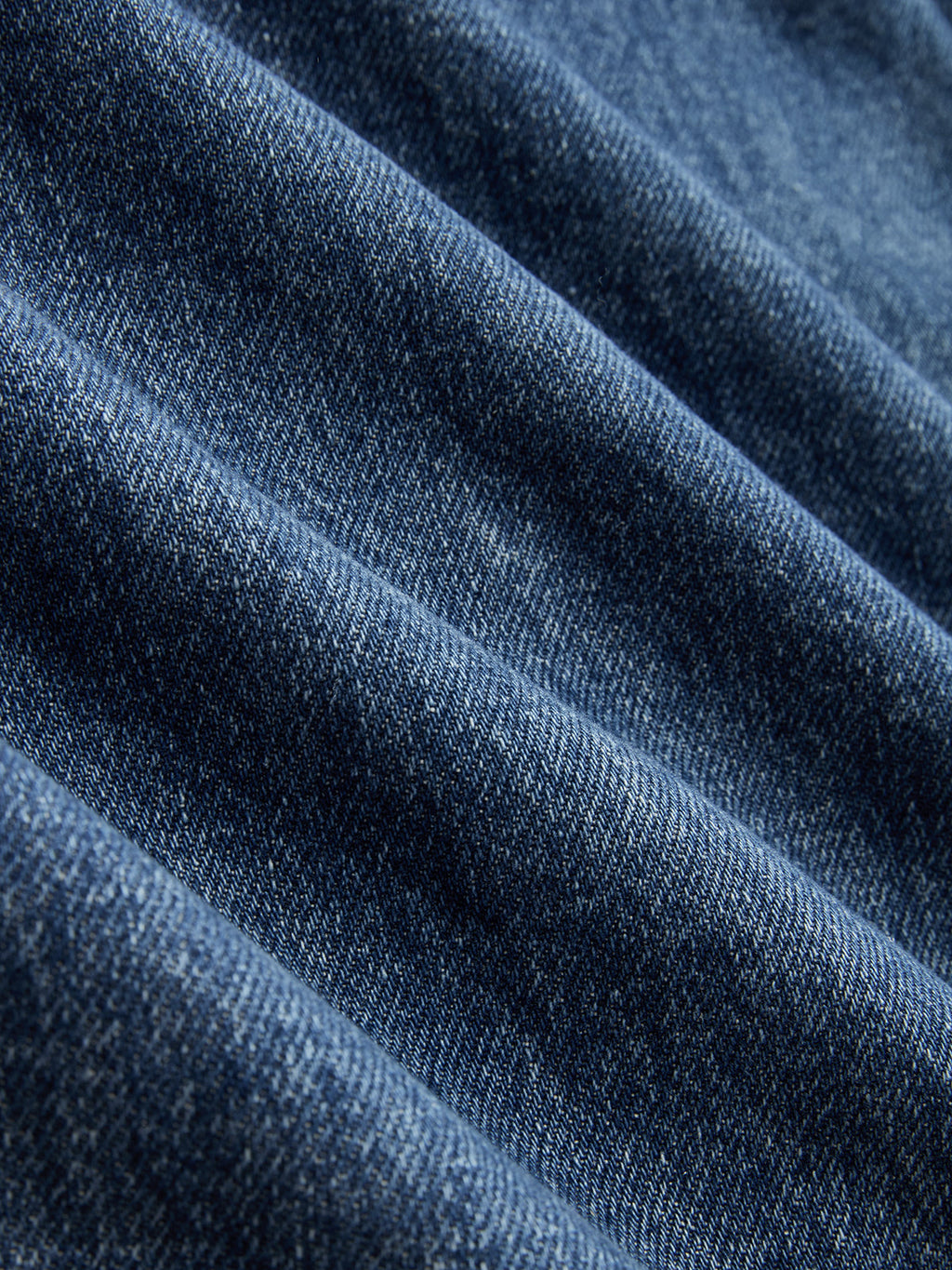 Jeans mit überkreuztem Bund und weitem Bein