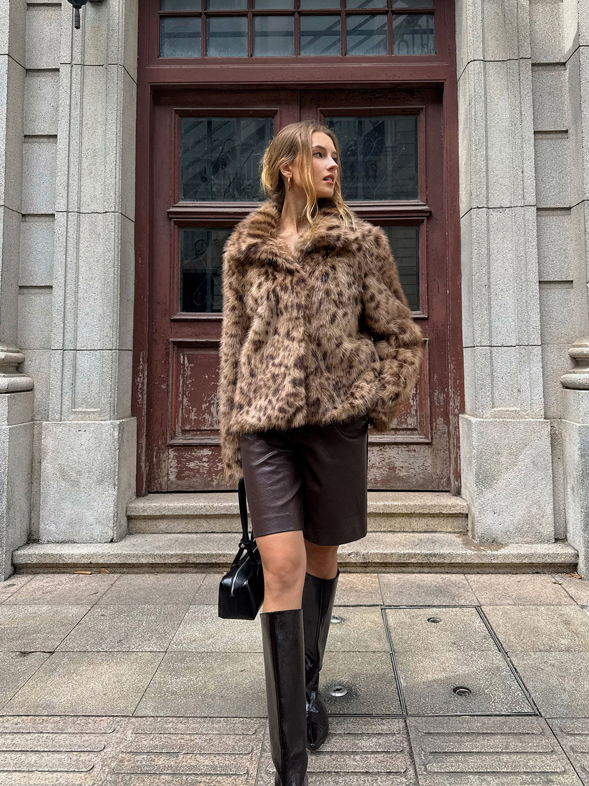 Manteau en fausse fourrure imprimé léopard