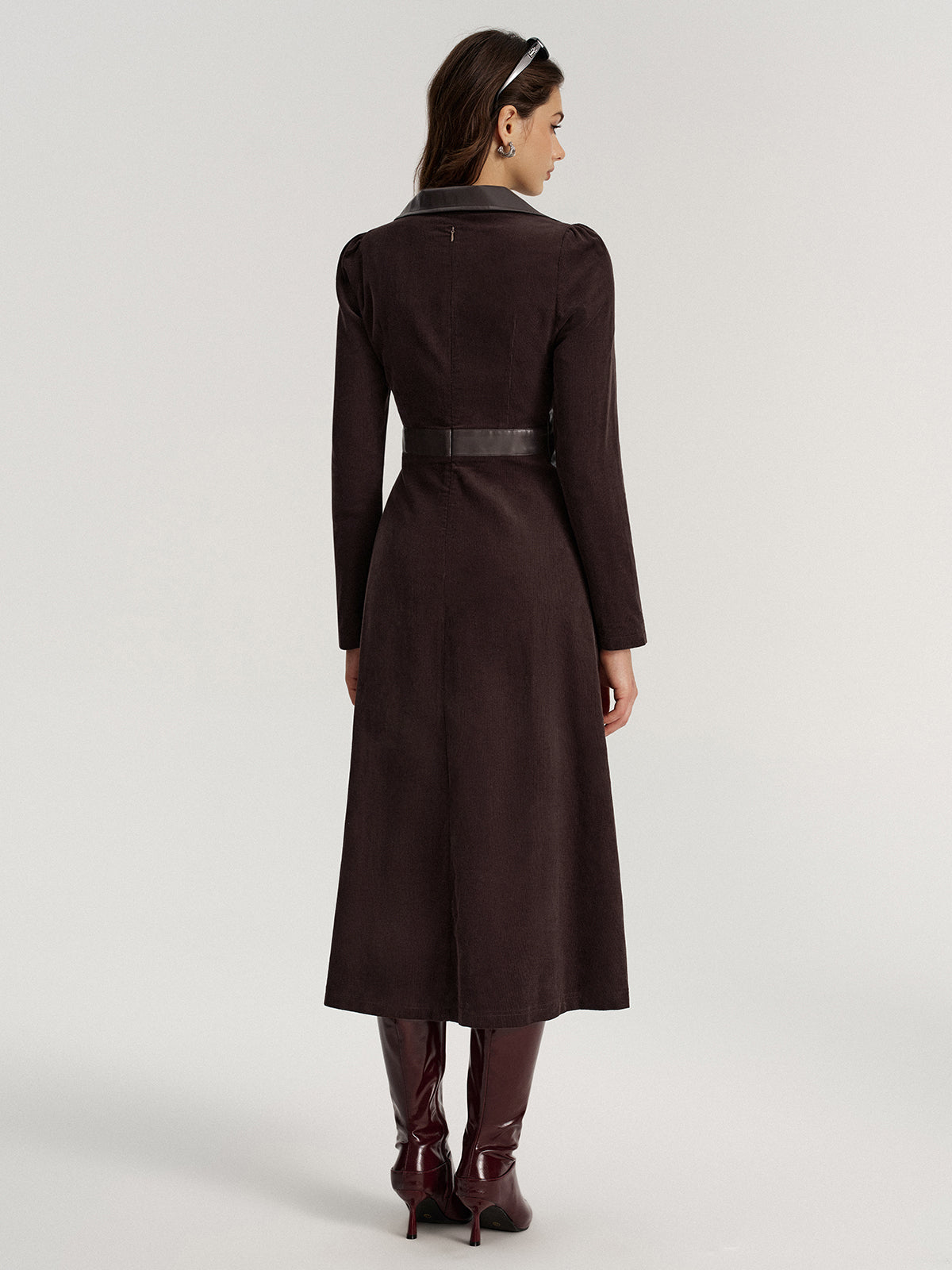 Midikleid aus Kord mit Kunstlederpaneelen