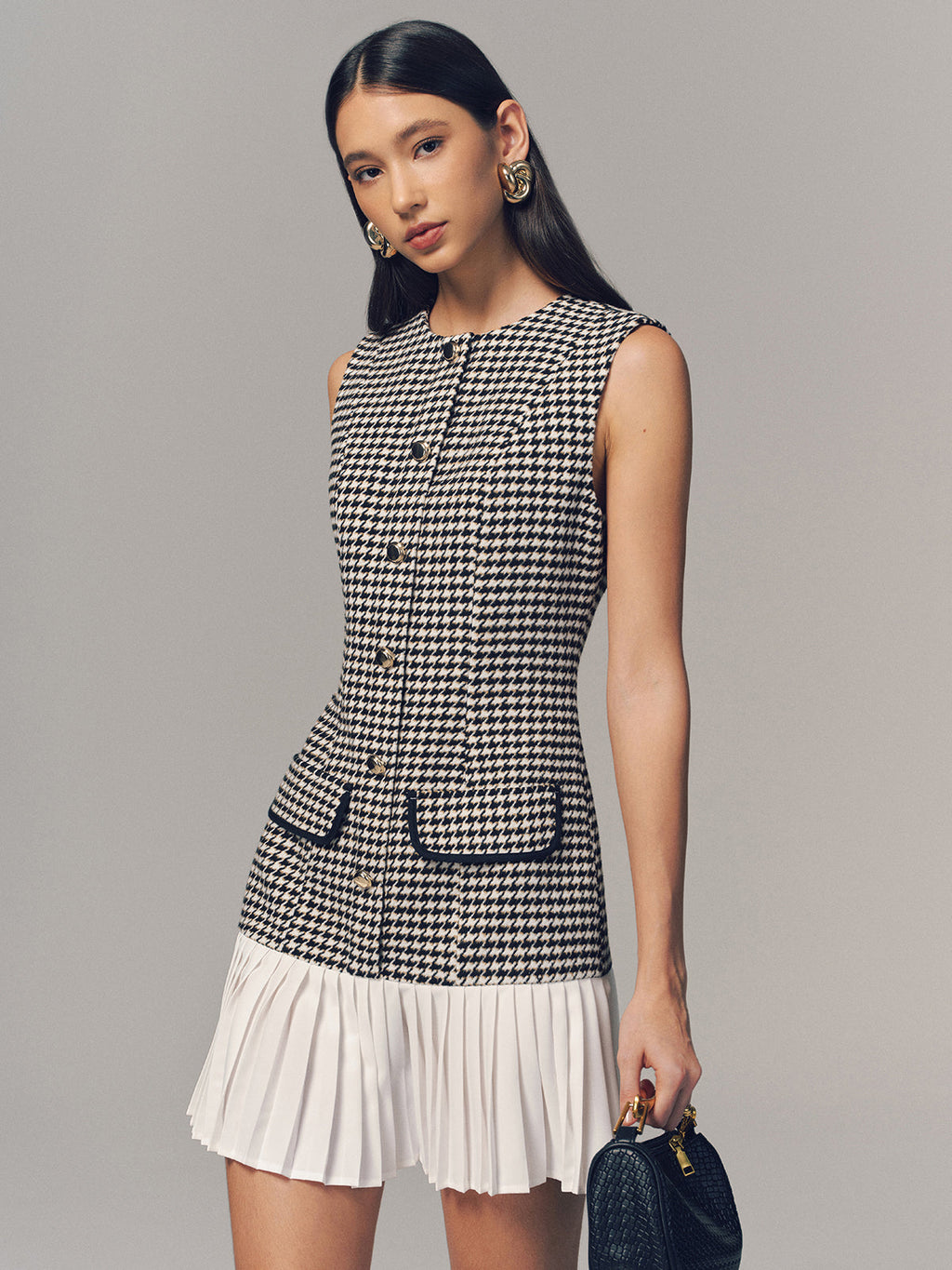 Mini-robe sans manches plissée à motif pied-de-poule
