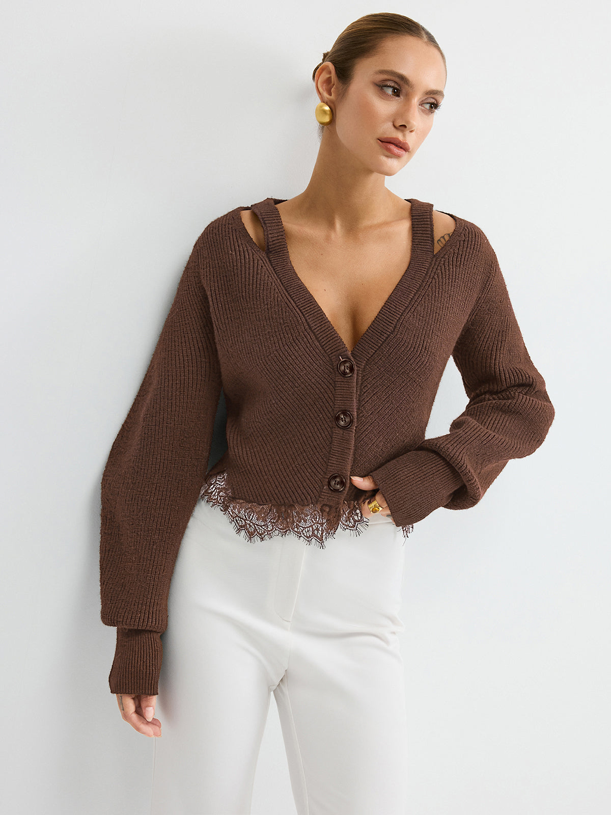 Gilet en laine mélangée avec ourlet en dentelle