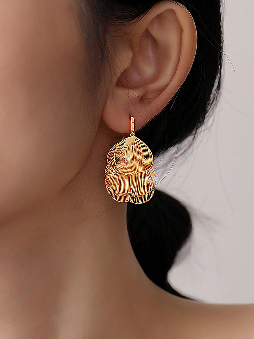 Leaf-Textured Cluster Drop Hoop Earrings