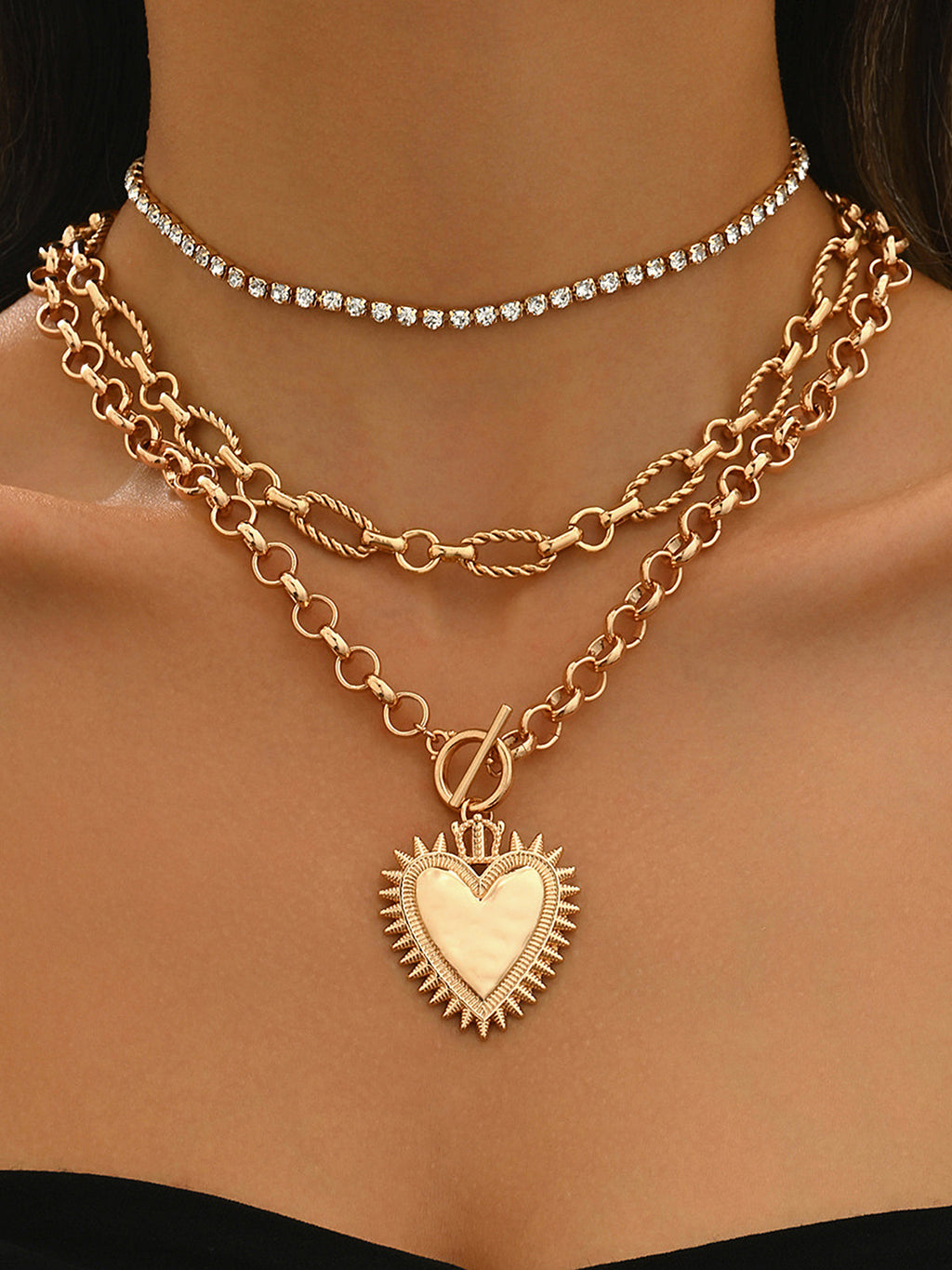 Layered Chain Heart Rhinestone Necklace